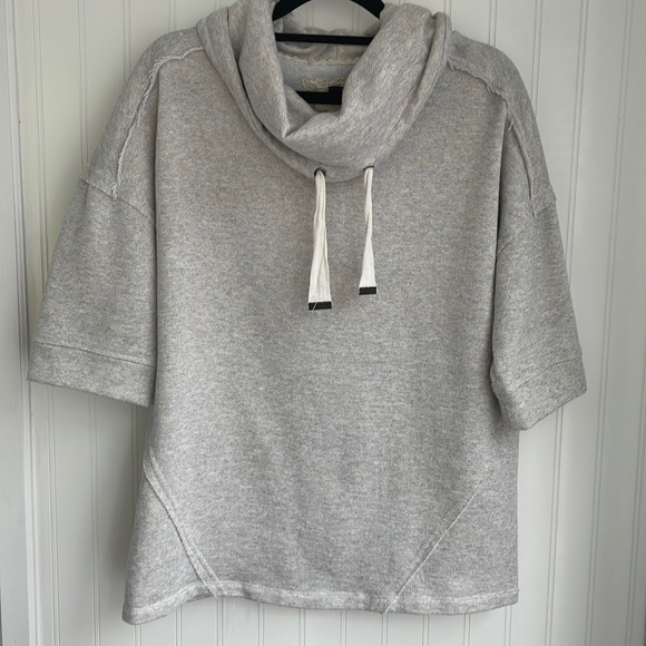 Cupio Tops - CUPIO cropped short sleeve funnel neck drawstring exposed seam metallic thread S